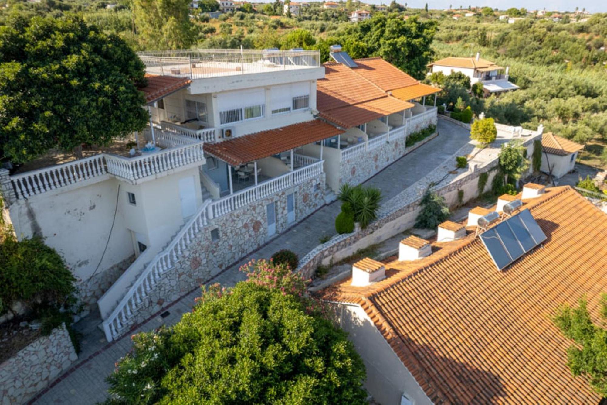 Pansion Koroni Hotel Exterior photo