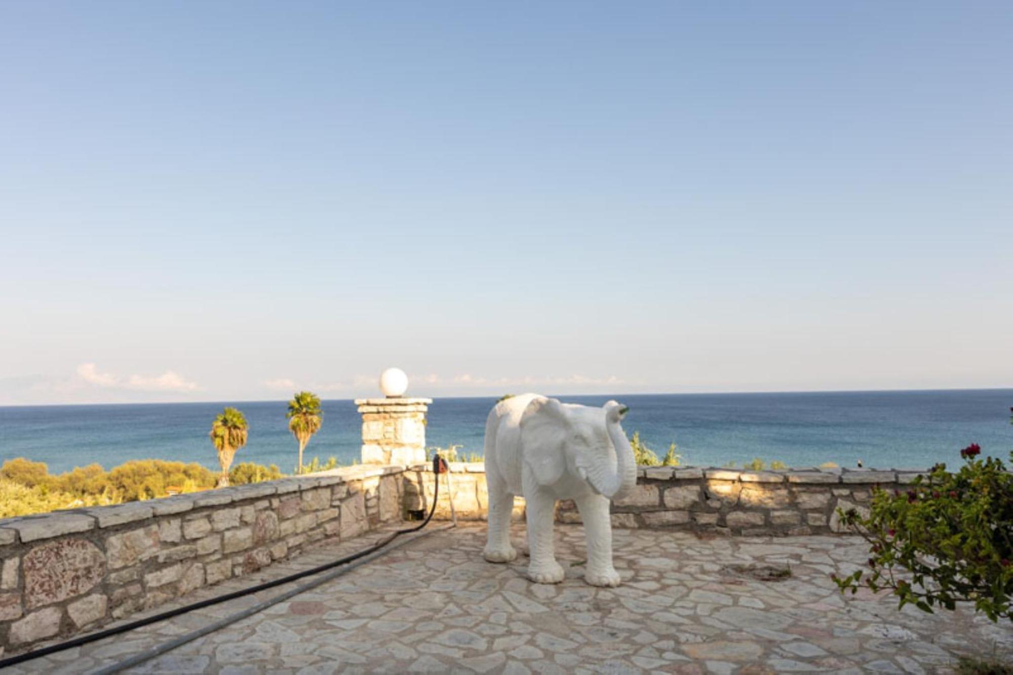 Pansion Koroni Hotel Exterior photo