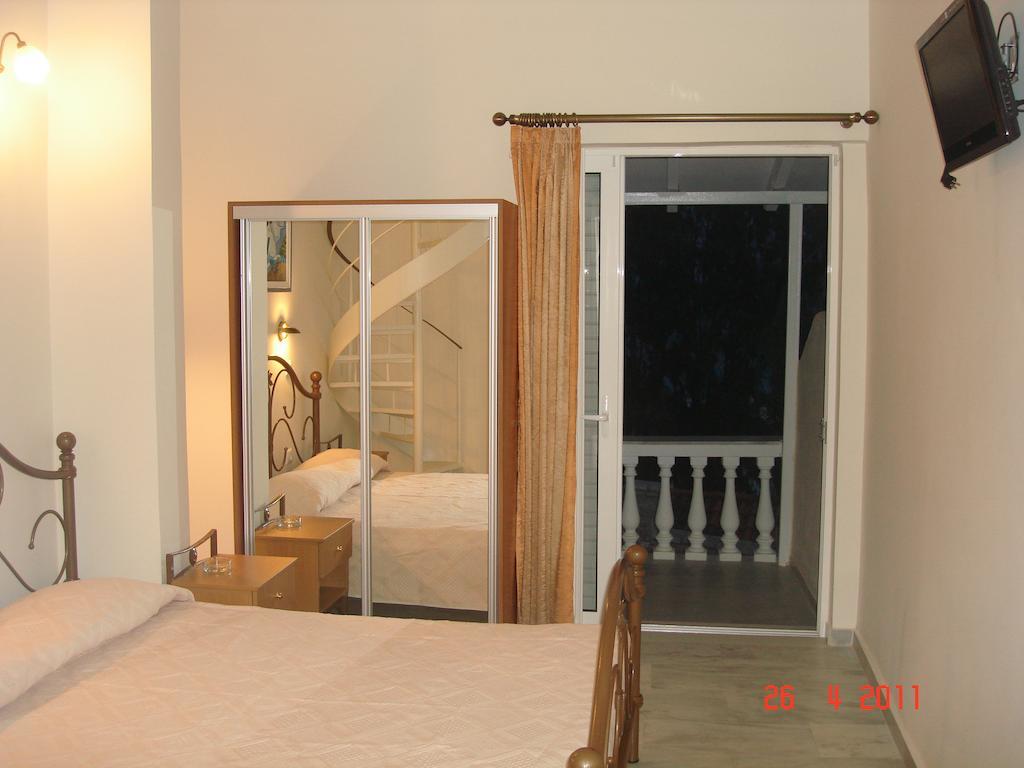 Pansion Koroni Hotel Room photo