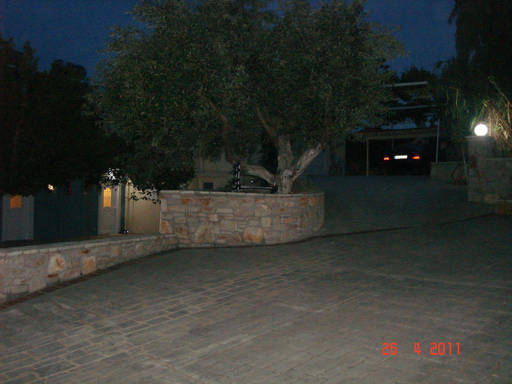 Pansion Koroni Hotel Exterior photo